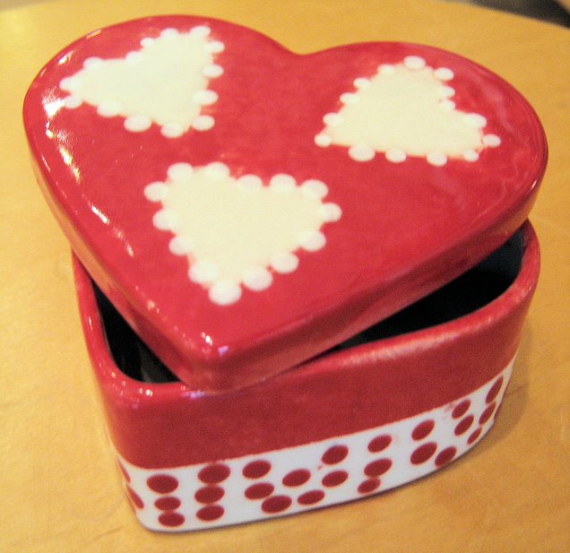 Small Heart Box